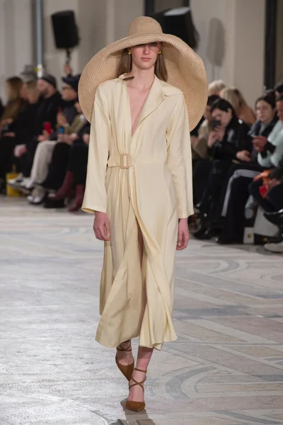 Look 26